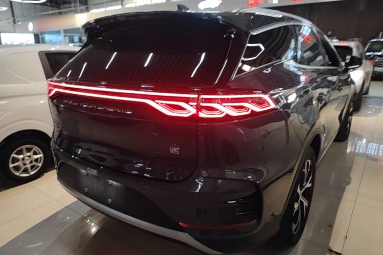 Used BYD Tang New Energy 2025 DM-i 115KM Prestige Model Rear Right 45 Deg