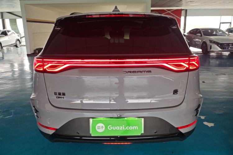 Used BYD Tang New Energy 2025 DM-i 115KM Flagship Model Rear