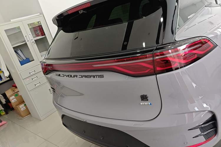 Used BYD Tang New Energy 2025 Intelligent Driving Version DM-i 115KM Flagship Edition Rear