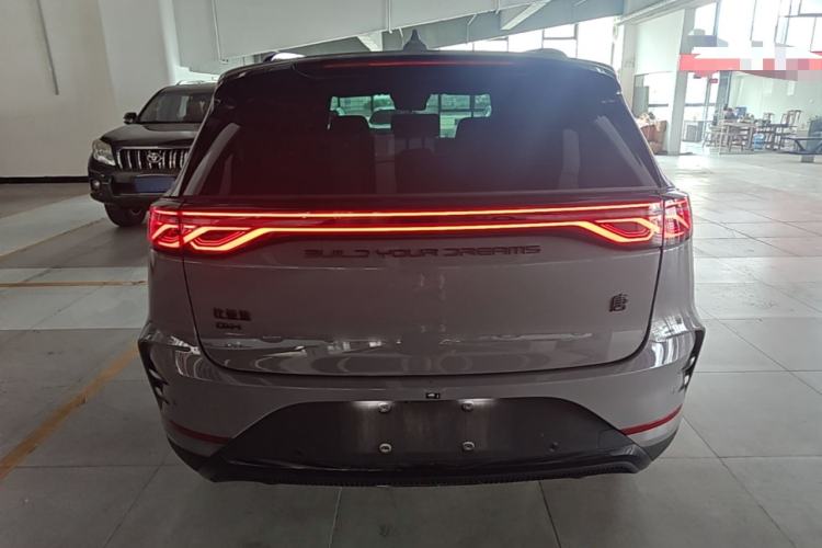 Used BYD Tang New Energy 2025 DM-i 115KM Prestige Model Rear
