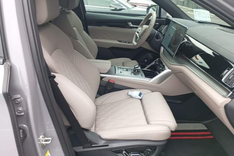 Used BYD Tang New Energy 2025 Intelligent Driving Version DM-i 115KM Flagship Edition Right Front Seat