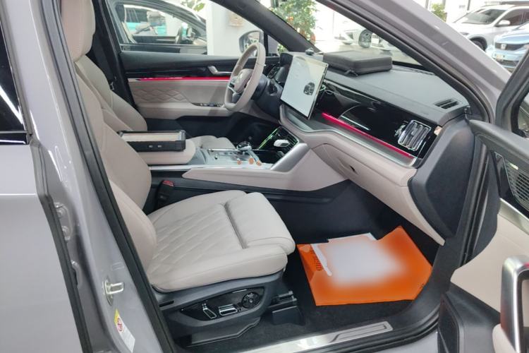 Used BYD Tang New Energy 2025 Intelligent Driving Version DM-i 115KM Flagship Edition Right Front Seat