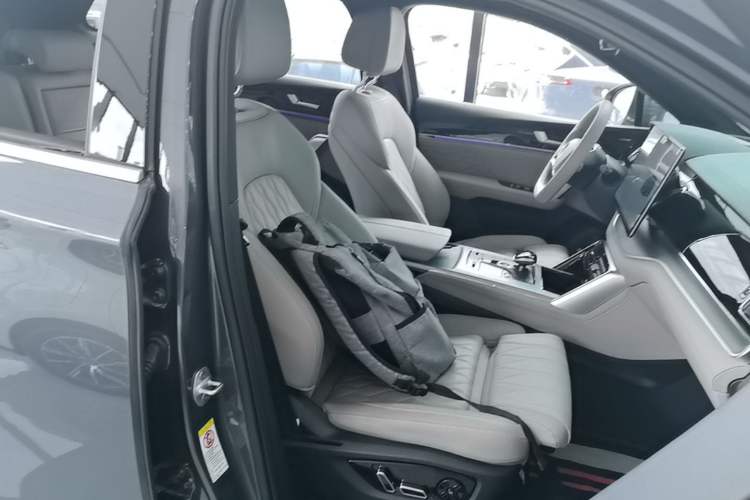 Used BYD Tang New Energy 2025 Intelligent Driving Version DM-i 115KM Flagship Edition Right Front Seat