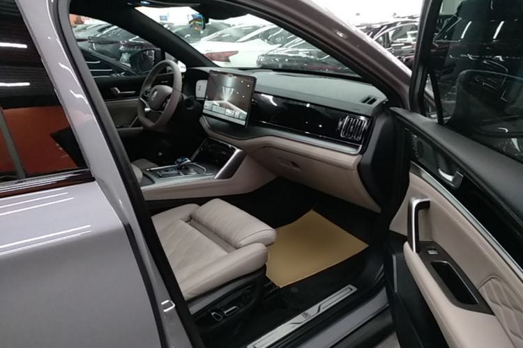Used BYD Tang New Energy 2025 Intelligent Driving Version DM-i 115KM Flagship Edition Right Front Seat
