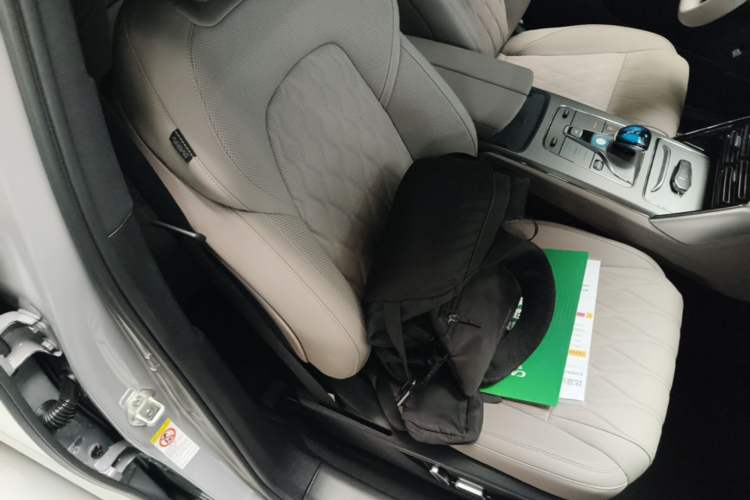 Used BYD Tang New Energy 2025 Intelligent Driving Version DM-i 115KM Prestige Edition Right Front Seat