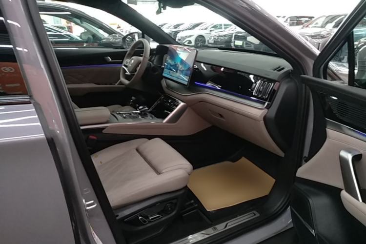 Used BYD Tang New Energy 2025 Intelligent Driving Version DM-i 115KM Flagship Edition Right Front Seat