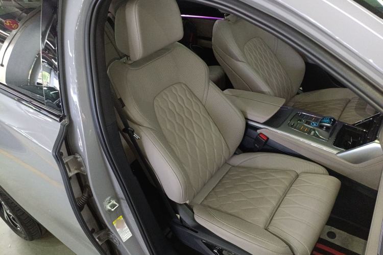 Used BYD Tang New Energy 2025 DM-i 115KM Flagship Model Right Front Seat