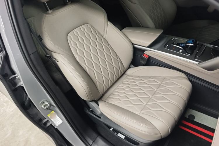 Used BYD Tang New Energy 2025 DM-i 115KM Prestige Model Right Front Seat