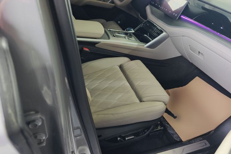 Used BYD Tang New Energy 2025 Intelligent Driving Version DM-i 115KM Flagship Edition Right Front Seat