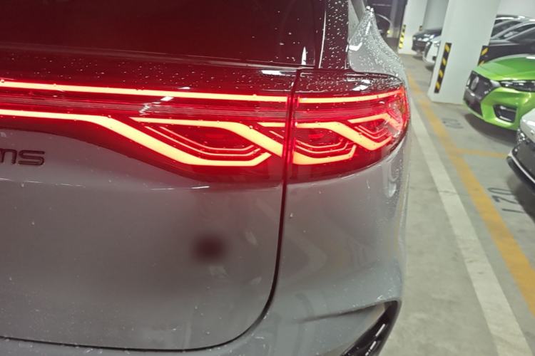 Used BYD Tang New Energy 2025 DM-i 115KM Prestige Model Right Rear Taillight