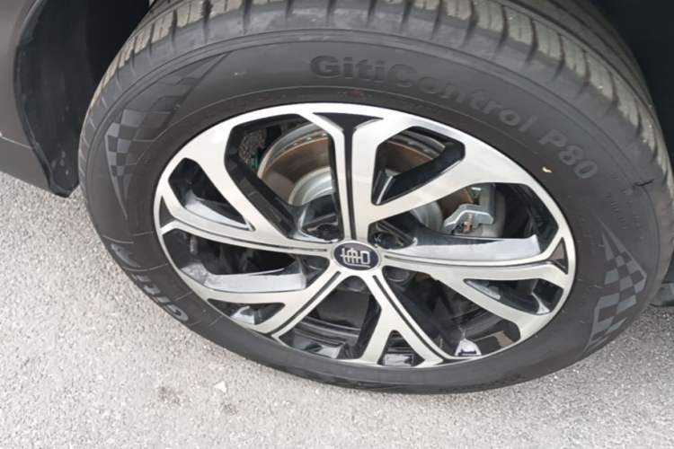 Used BYD Tang New Energy 2025 Intelligent Driving Version DM-i 115KM Flagship Edition Right Rear Wheel Hub