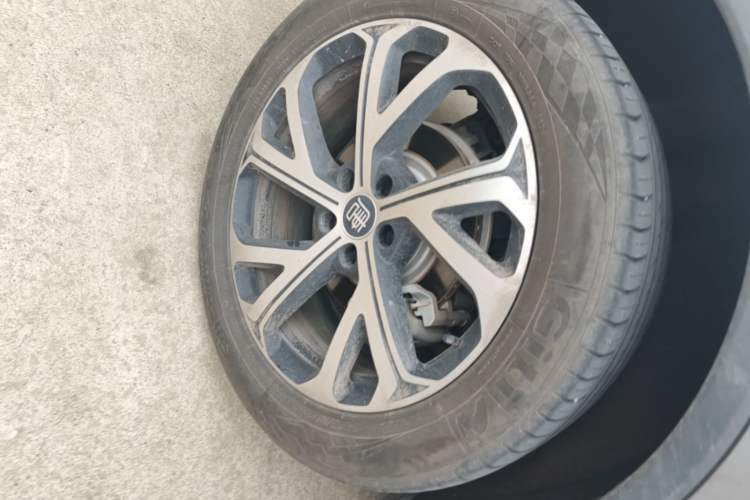 Used BYD Tang New Energy 2025 Intelligent Driving Version DM-i 115KM Flagship Edition Right Rear Wheel Hub