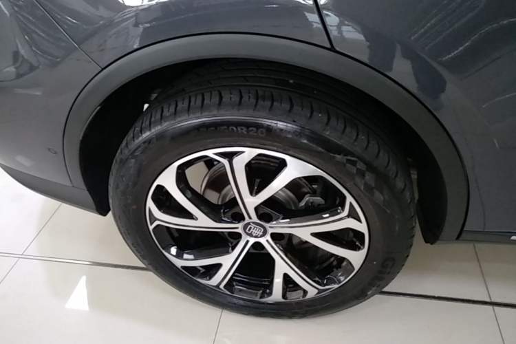 Used BYD Tang New Energy 2025 Intelligent Driving Version DM-i 115KM Flagship Edition Right Rear Wheel Hub
