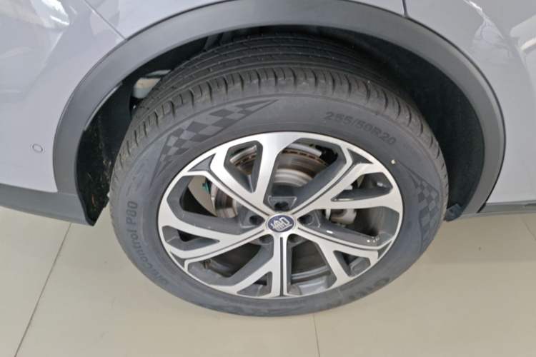 Used BYD Tang New Energy 2025 Intelligent Driving Version DM-i 115KM Flagship Edition Right Rear Wheel Hub