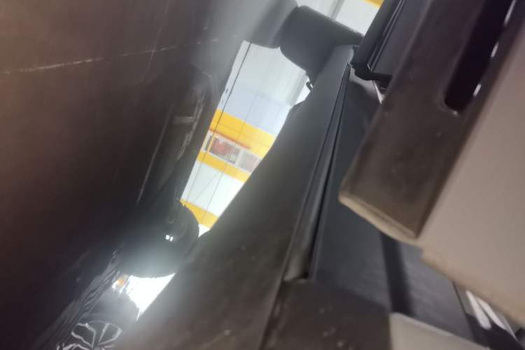 Used BYD Tang New Energy 2025 DM-i 115KM Prestige Model Right Side Sill