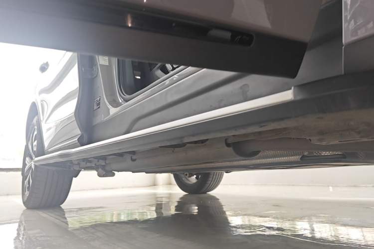Used BYD Tang New Energy 2025 DM-i 115KM Prestige Model Right Side Sill