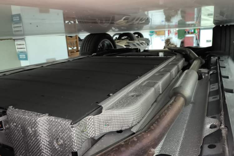 Used BYD Tang New Energy 2025 Intelligent Driving Version DM-i 115KM Flagship Edition Right Side Sill