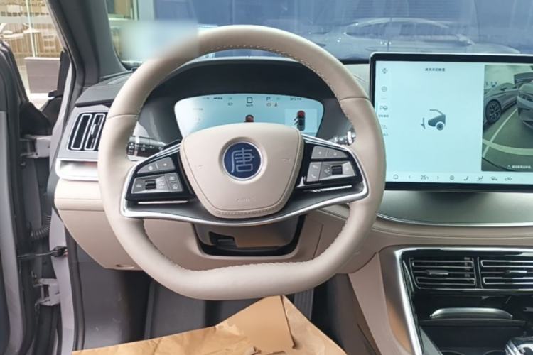 Used BYD Tang New Energy 2025 Intelligent Driving Version DM-i 115KM Flagship Edition Steering Wheel