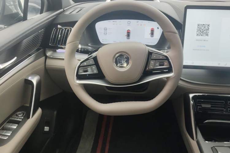 Used BYD Tang New Energy 2025 Intelligent Driving Version DM-i 115KM Flagship Edition Steering Wheel