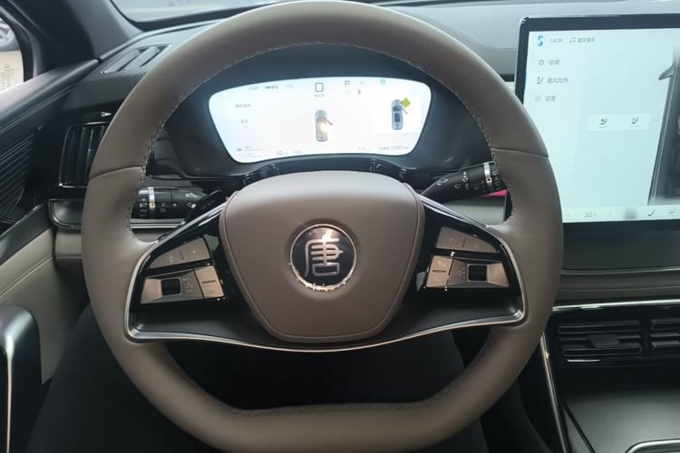 Used BYD Tang New Energy 2025 Intelligent Driving Version DM-i 115KM Prestige Edition Steering Wheel