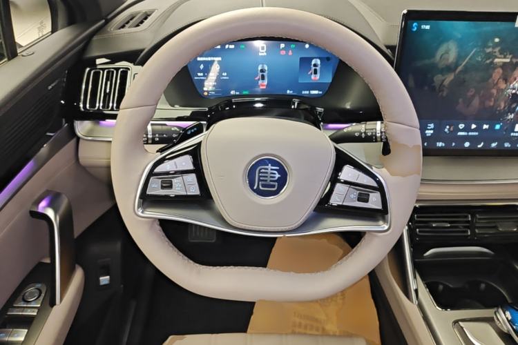 Used BYD Tang New Energy 2025 Intelligent Driving Version DM-i 115KM Flagship Edition Steering Wheel