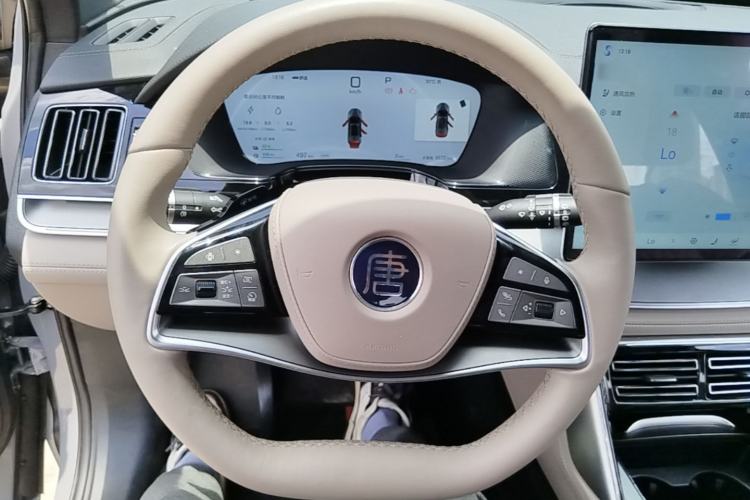 Used BYD Tang New Energy 2025 Intelligent Driving Version DM-i 115KM Flagship Edition Steering Wheel