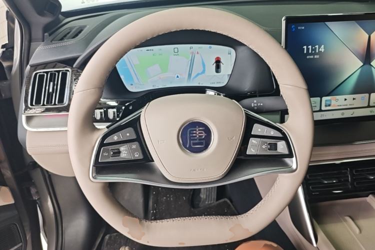 Used BYD Tang New Energy 2025 Model Smart Drive Version DM-i 175KM Deluxe Version Steering Wheel