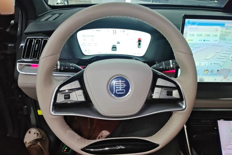 Used BYD Tang New Energy 2025 DM-i 115KM Prestige Model Steering Wheel
