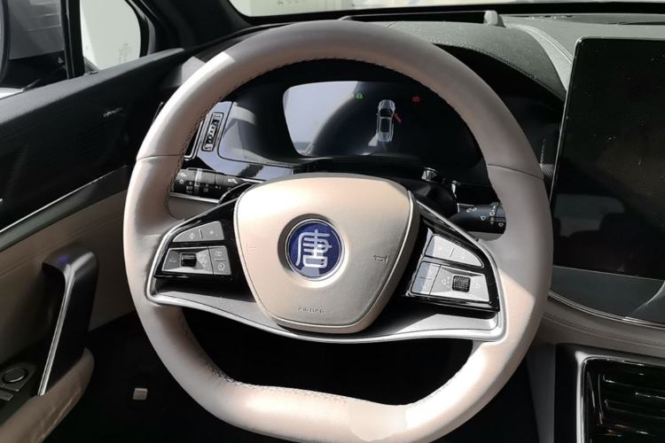Used BYD Tang New Energy 2025 Intelligent Driving Version DM-i 115KM Flagship Edition Steering Wheel