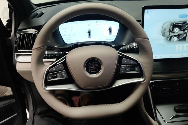 Used BYD Tang New Energy 2025 Intelligent Driving Version DM-i 115KM Prestige Edition Steering Wheel