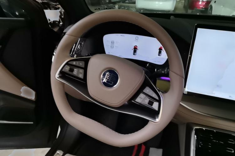 Used BYD Tang New Energy 2025 Intelligent Driving Version DM-i 115KM Flagship Edition Steering Wheel