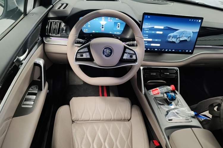 Used BYD Tang New Energy 2025 Intelligent Driving Version DM-i 115KM Flagship Edition Steering Wheel