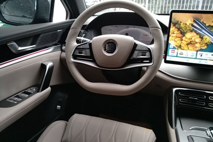 Used BYD Tang New Energy 2025 Intelligent Driving Version DM-i 115KM Flagship Edition Steering Wheel