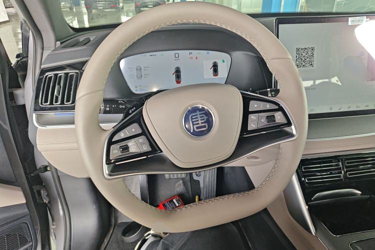 Used BYD Tang New Energy 2025 Intelligent Driving Version DM-i 115KM Flagship Edition Steering Wheel