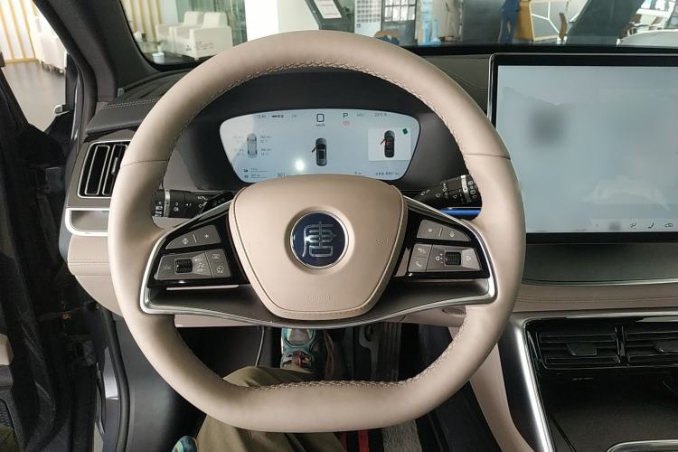 Used BYD Tang New Energy 2025 Intelligent Driving Version DM-i 115KM Flagship Edition Steering Wheel