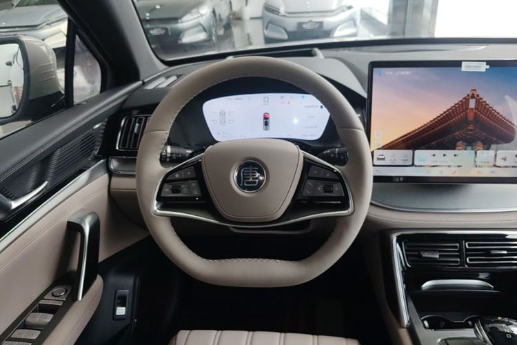 Used BYD Tang New Energy 2025 Intelligent Driving Version DM-i 115KM Flagship Edition Steering Wheel