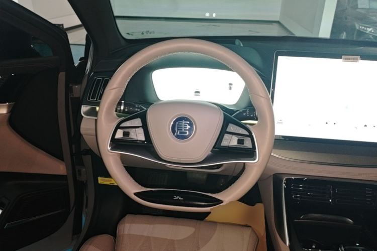 Used BYD Tang New Energy 2025 DM-i 115KM Flagship Model Steering Wheel
