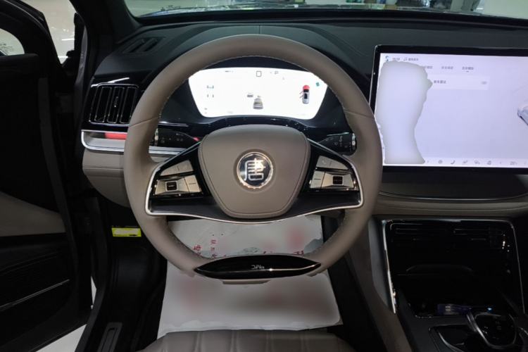 Used BYD Tang New Energy 2025 DM-i 115KM Prestige Model Steering Wheel