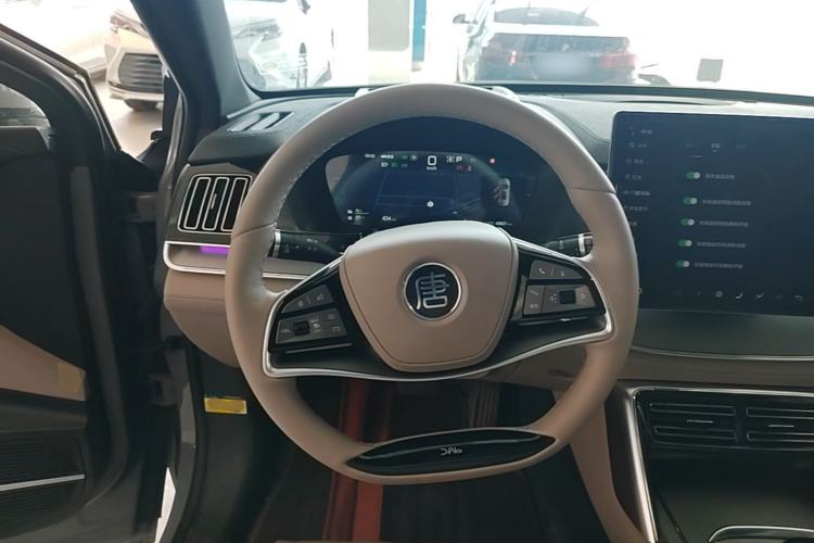Used BYD Tang New Energy 2025 DM-i 115KM Cloud Ride Flagship Model Steering Wheel