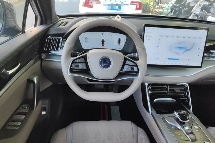 Used BYD Tang New Energy 2025 Intelligent Driving Version DM-i 115KM Prestige Edition Steering Wheel