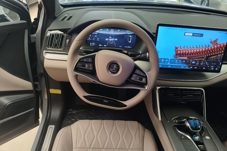 Used BYD Tang New Energy 2025 DM-i 115KM Prestige Model Steering Wheel