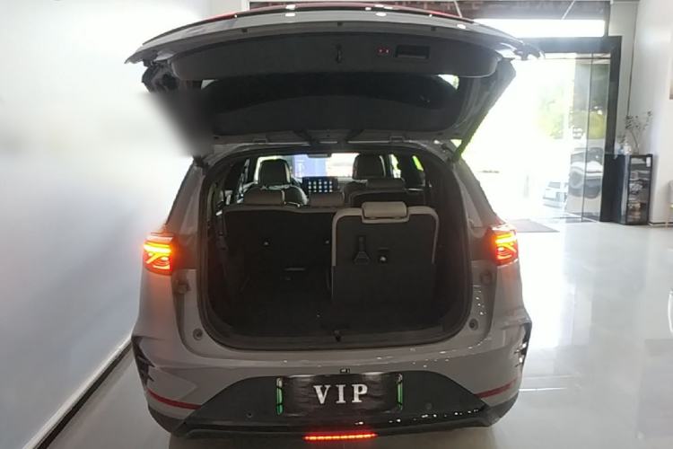 Used BYD Tang New Energy 2025 DM-i 115KM Cloud Ride Flagship Model Trunk