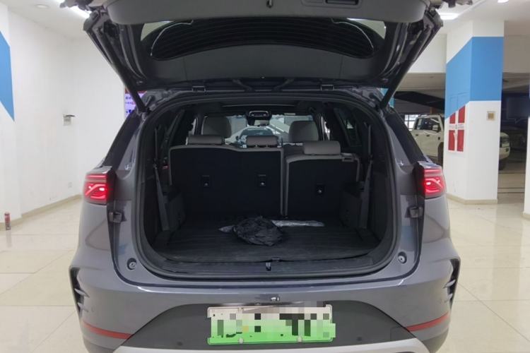 Used BYD Tang New Energy 2025 DM-i 115KM Prestige Model Trunk