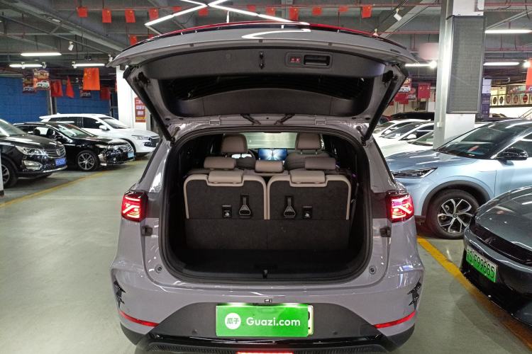 Used BYD Tang New Energy 2025 DM-i 115KM Flagship Model Trunk