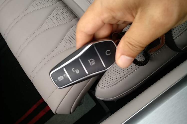 Used BYD Tang New Energy 2025 Intelligent Driving Version DM-i 115KM Flagship Edition Vehicle Key