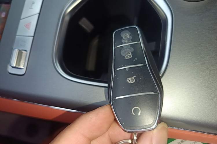 Used BYD Tang New Energy 2025 Model Smart Drive Version DM-i 175KM Prestige Version Vehicle Key