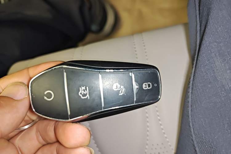 Used BYD Tang New Energy 2025 Intelligent Driving Version DM-i 115KM Flagship Edition Vehicle Key