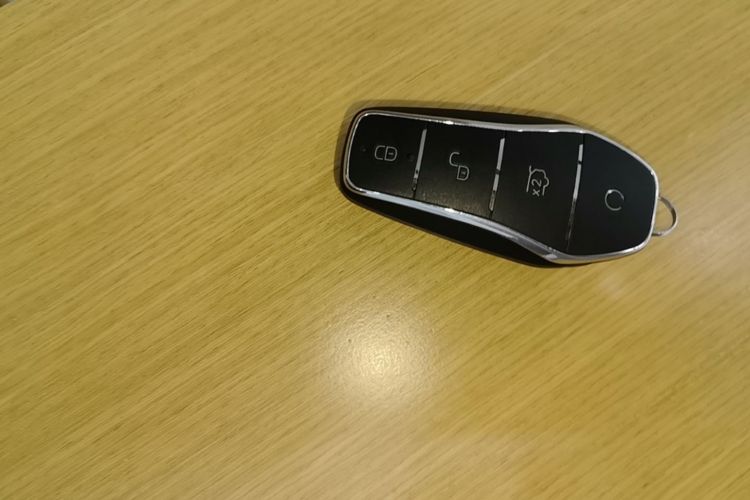 Used BYD Tang New Energy 2025 Intelligent Driving Version DM-i 115KM Flagship Edition Vehicle Key