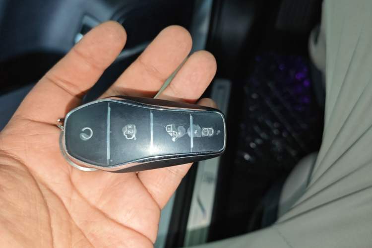 Used BYD Tang New Energy 2025 Intelligent Driving Version DM-i 115KM Flagship Edition Vehicle Key