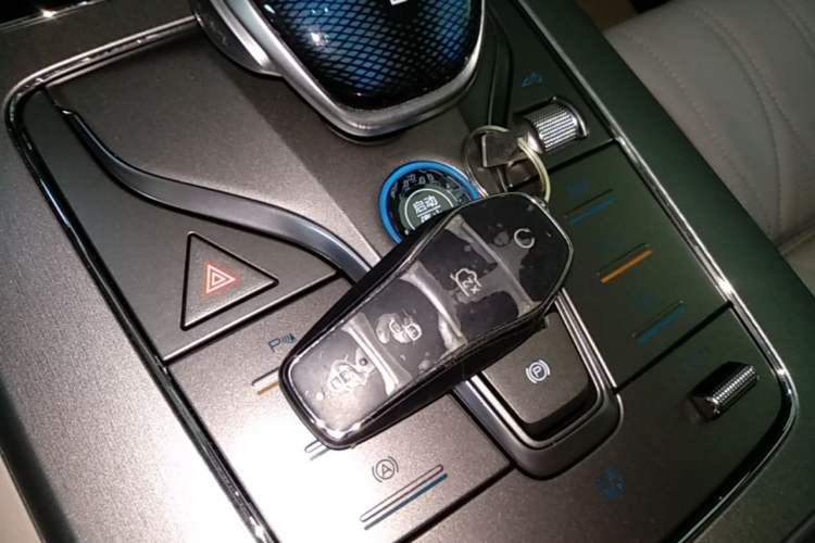 Used BYD Tang New Energy 2025 Intelligent Driving Version DM-i 115KM Flagship Edition Vehicle Key